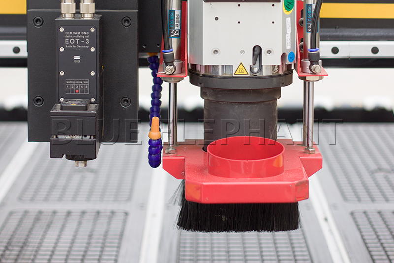 自動(dòng)換刀開(kāi)料機(jī)零部件